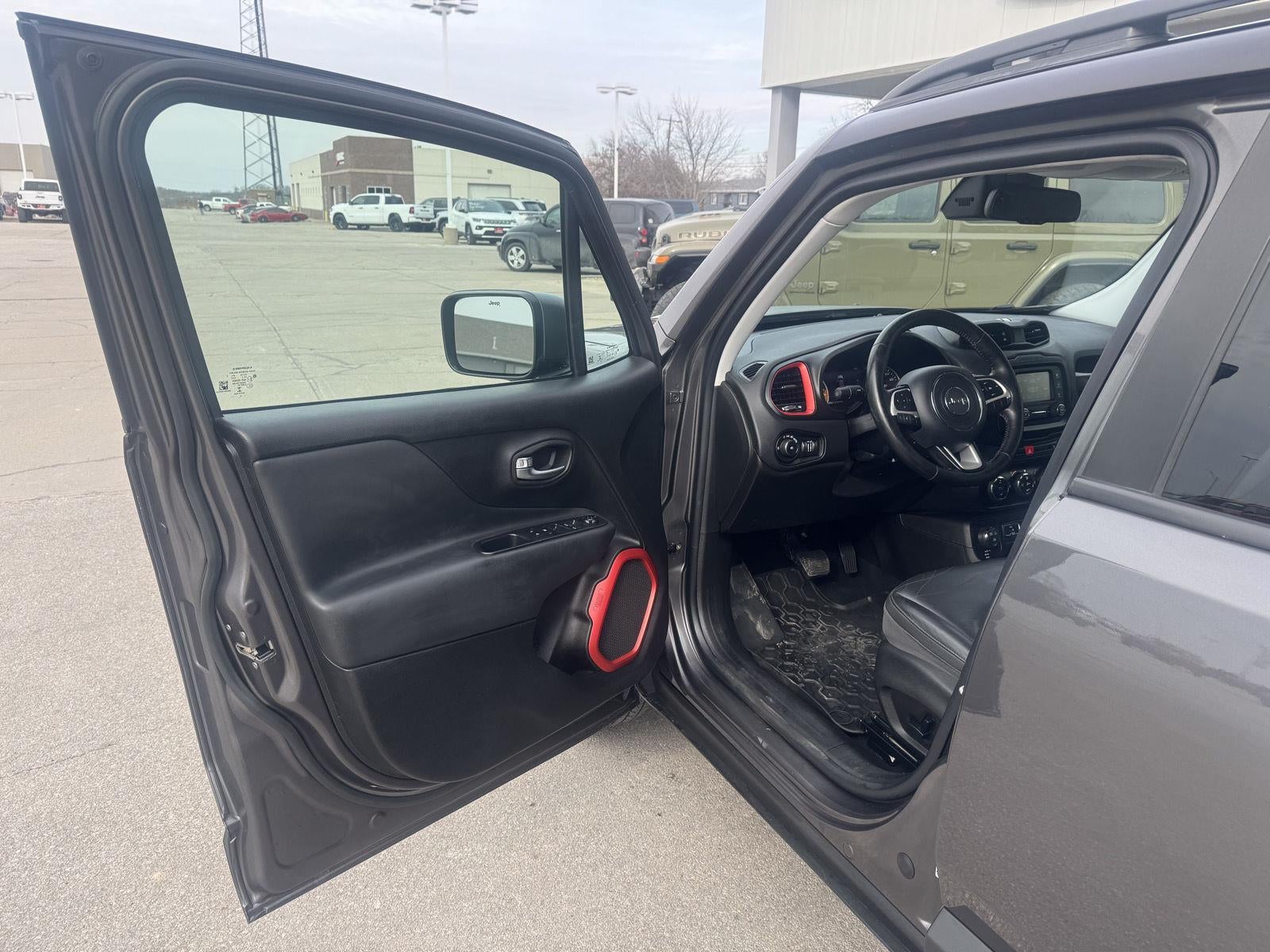 2017 Jeep Renegade Trailhawk 4x4