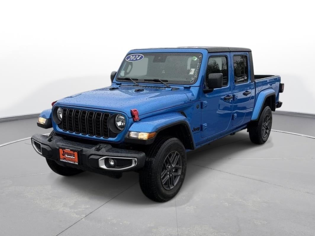 2024 Jeep Gladiator