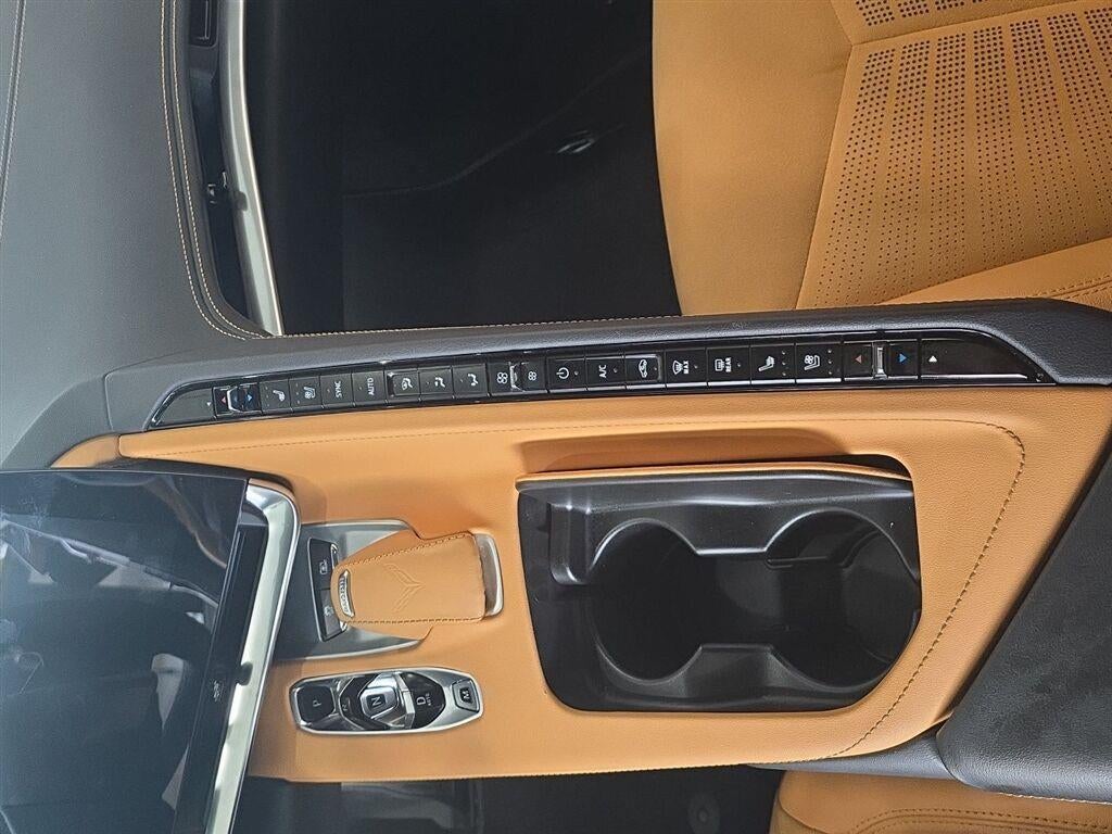 2023 Chevrolet Corvette 2LT