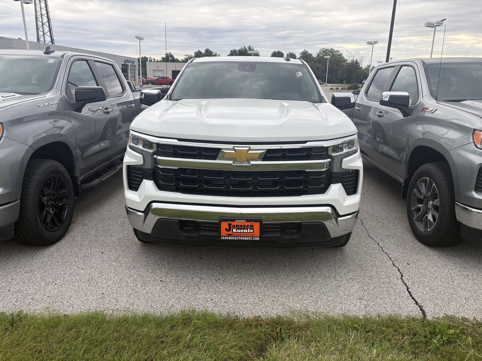 2026 Chevrolet Silverado 1500 LT