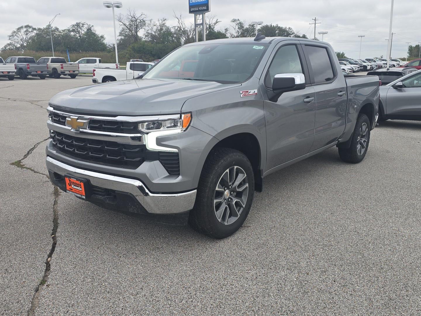 2026 Chevrolet Silverado 1500 LT