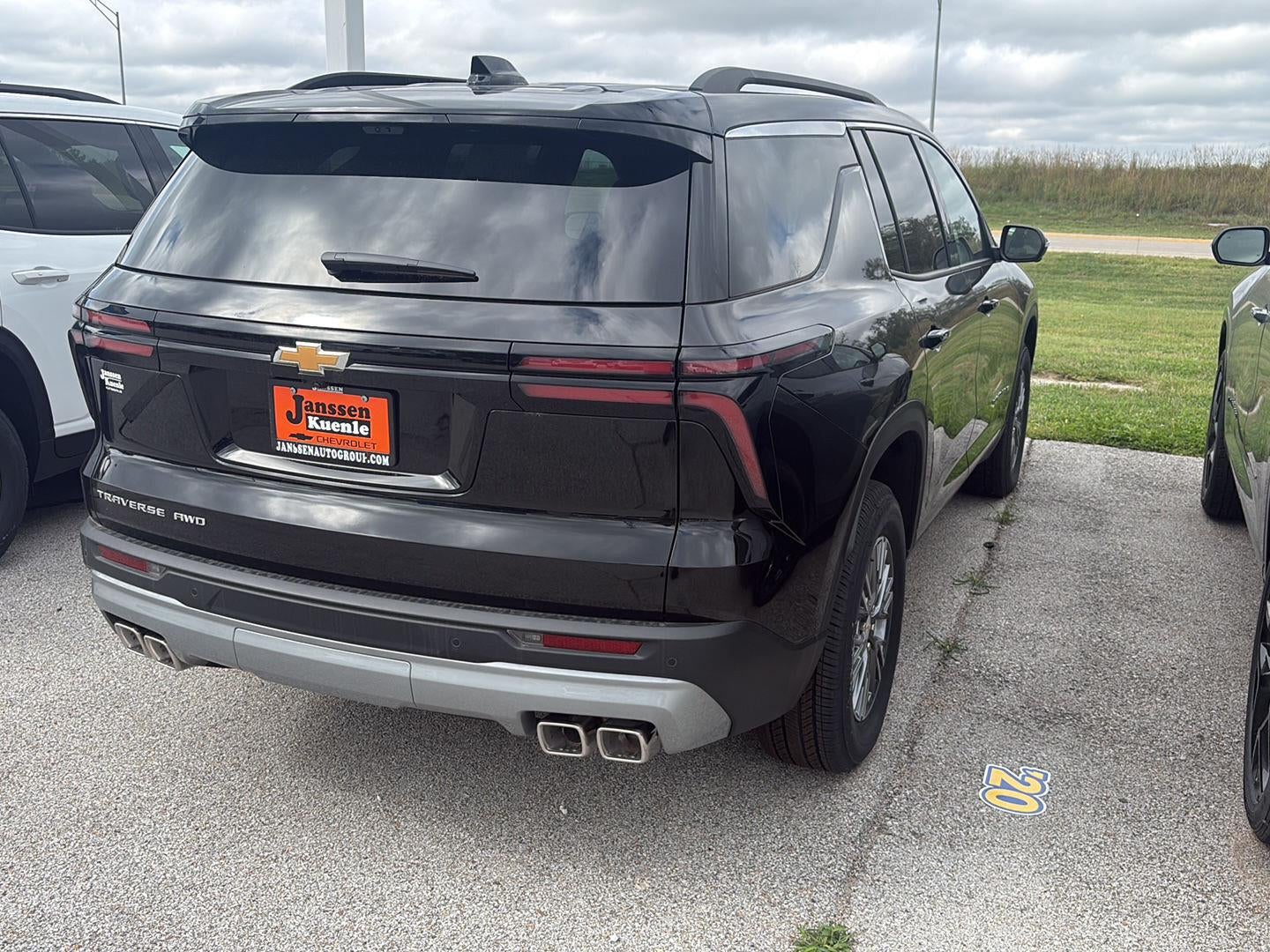 2026 Chevrolet Traverse AWD LT