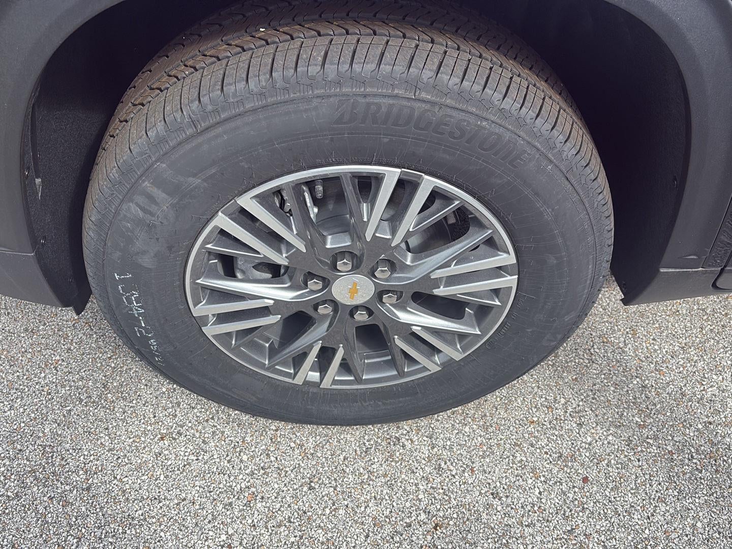 2026 Chevrolet Traverse AWD LT
