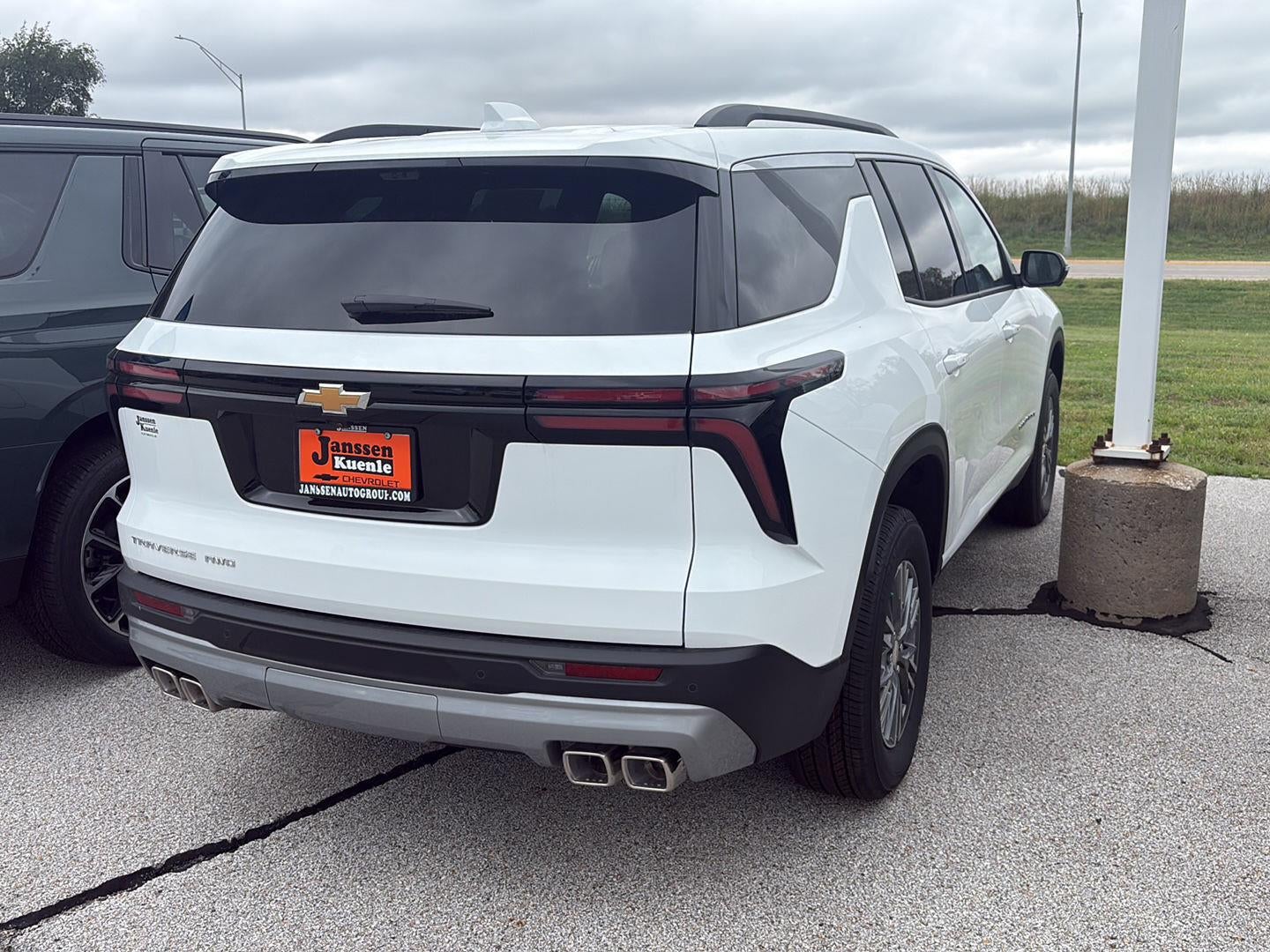2026 Chevrolet Traverse AWD LT