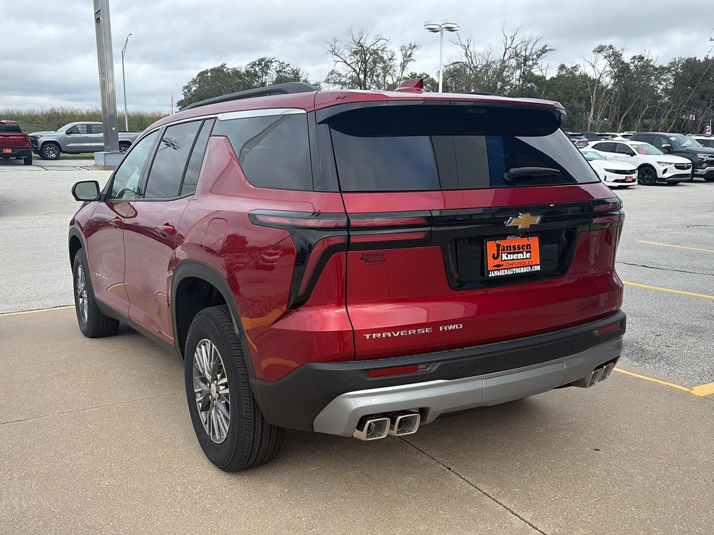2026 Chevrolet Traverse AWD LT