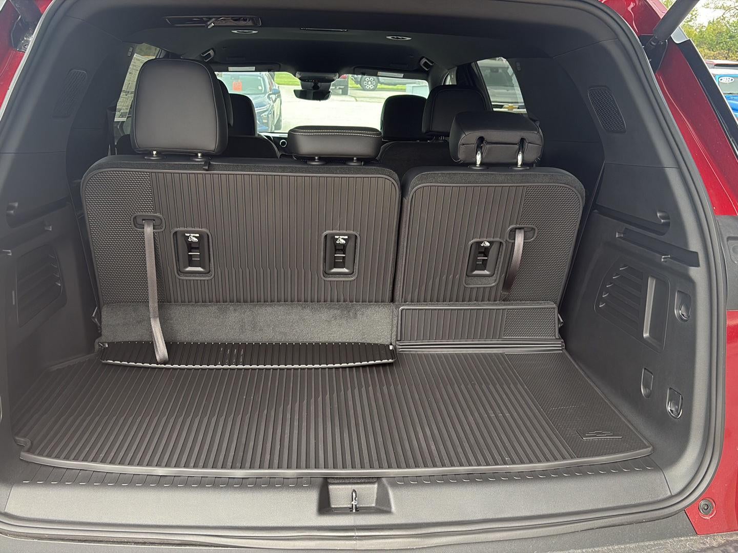 2026 Chevrolet Traverse AWD LT