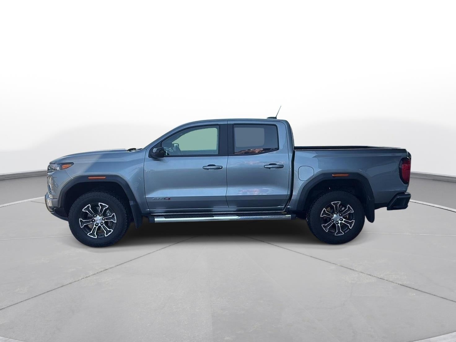 2025 GMC Canyon 4WD AT4