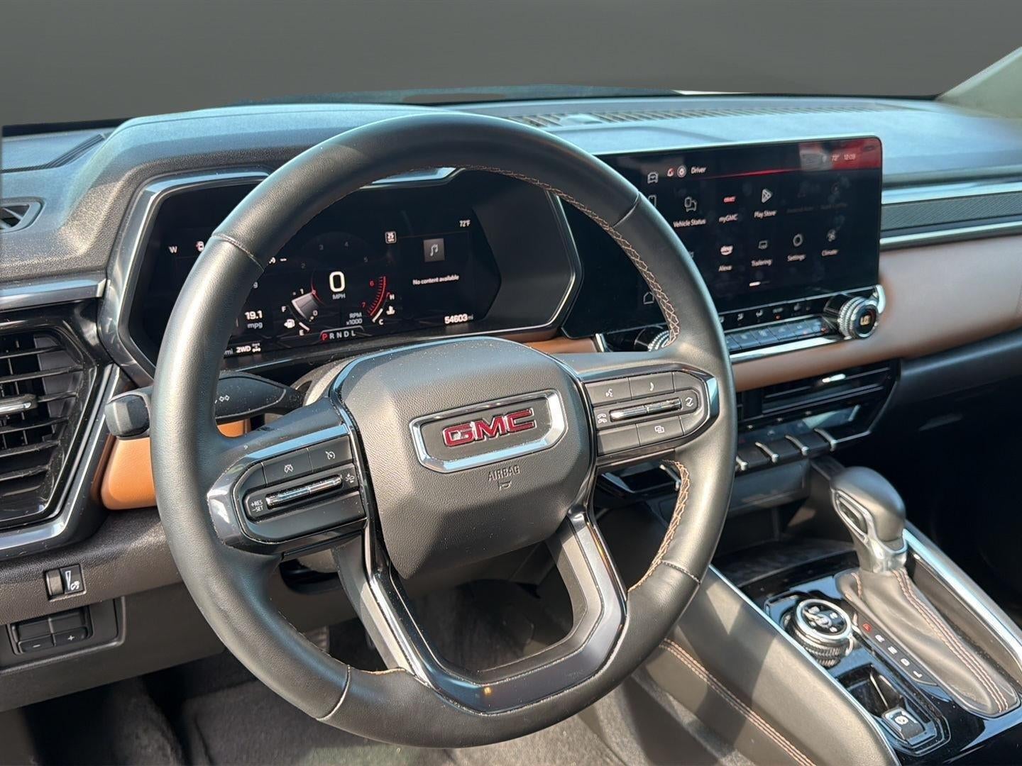 2025 GMC Canyon 4WD AT4