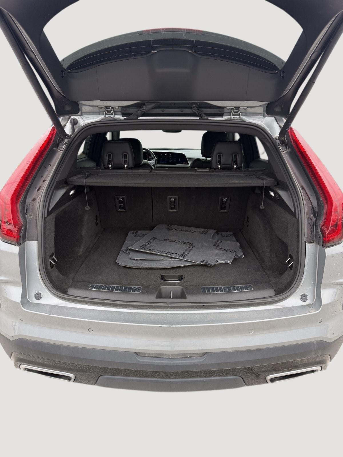 2024 Cadillac Xt4 AWD Premium Luxury