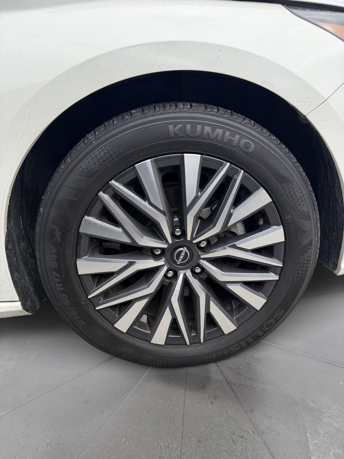 2025 Nissan Altima SV