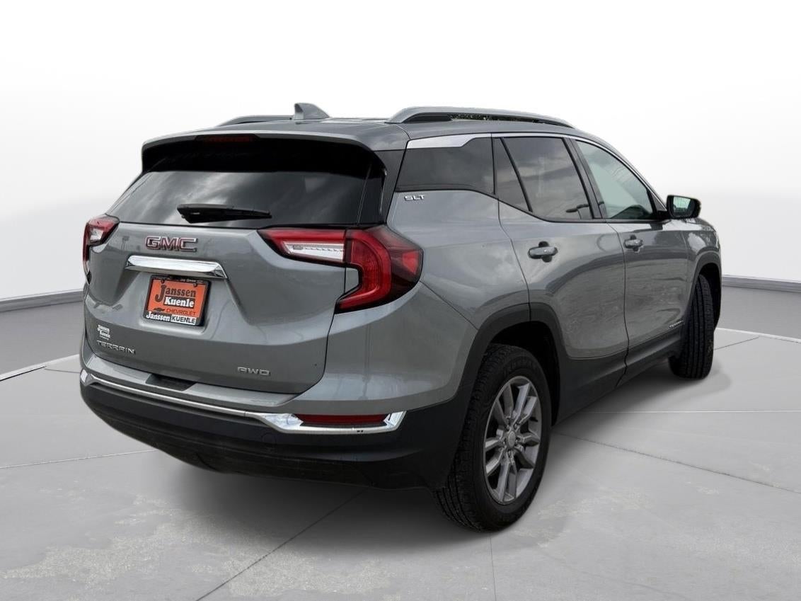 2024 GMC Terrain SLT