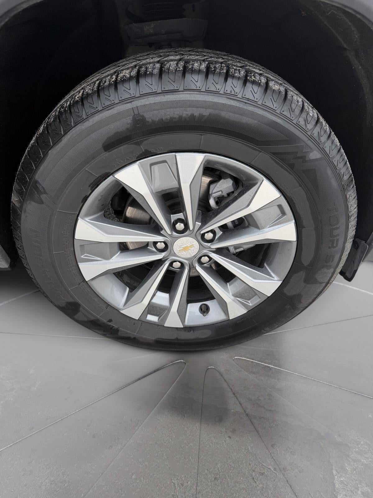 2025 Chevrolet Equinox FWD LT