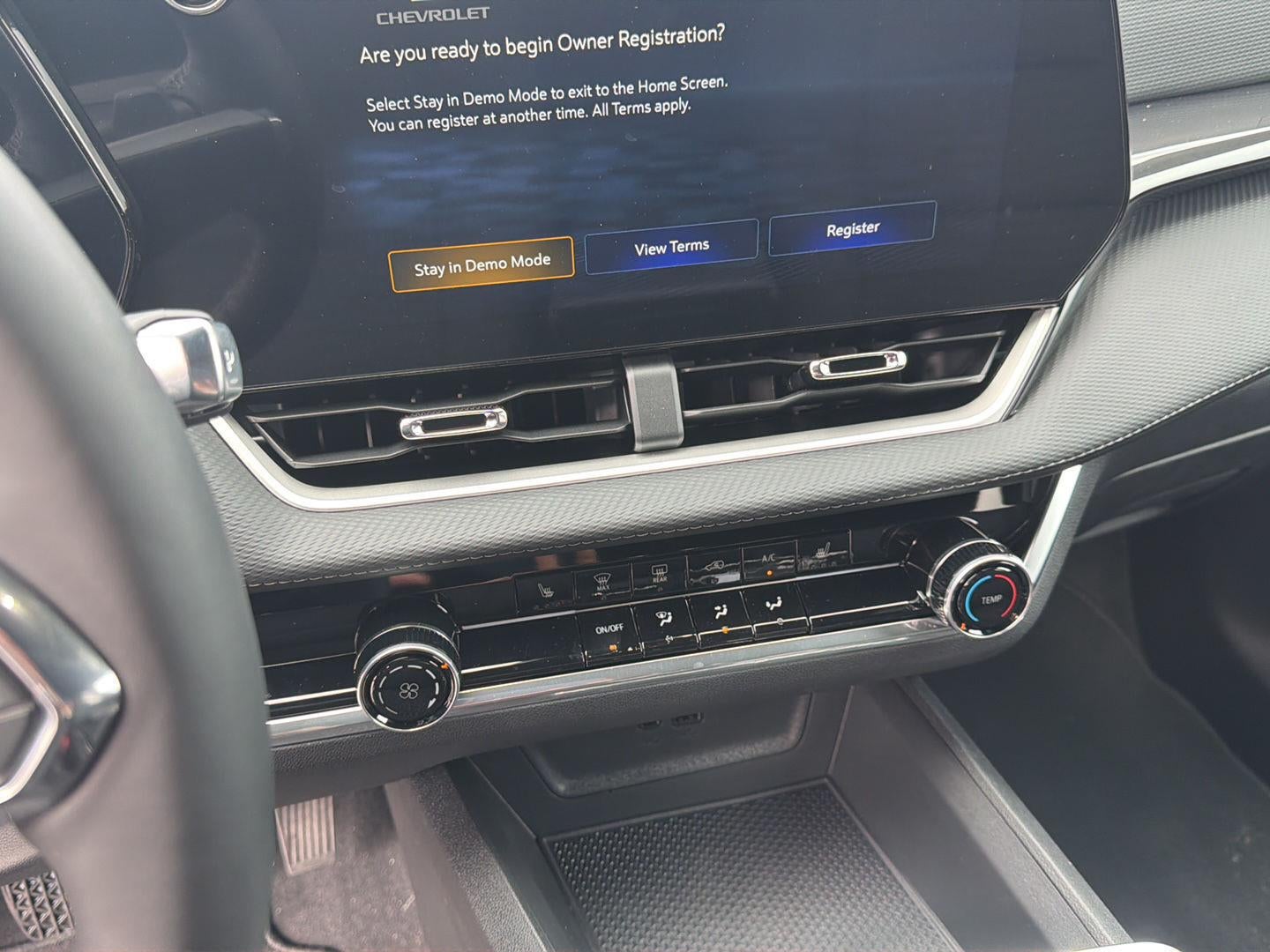 2027 Chevrolet Equinox AWD LT