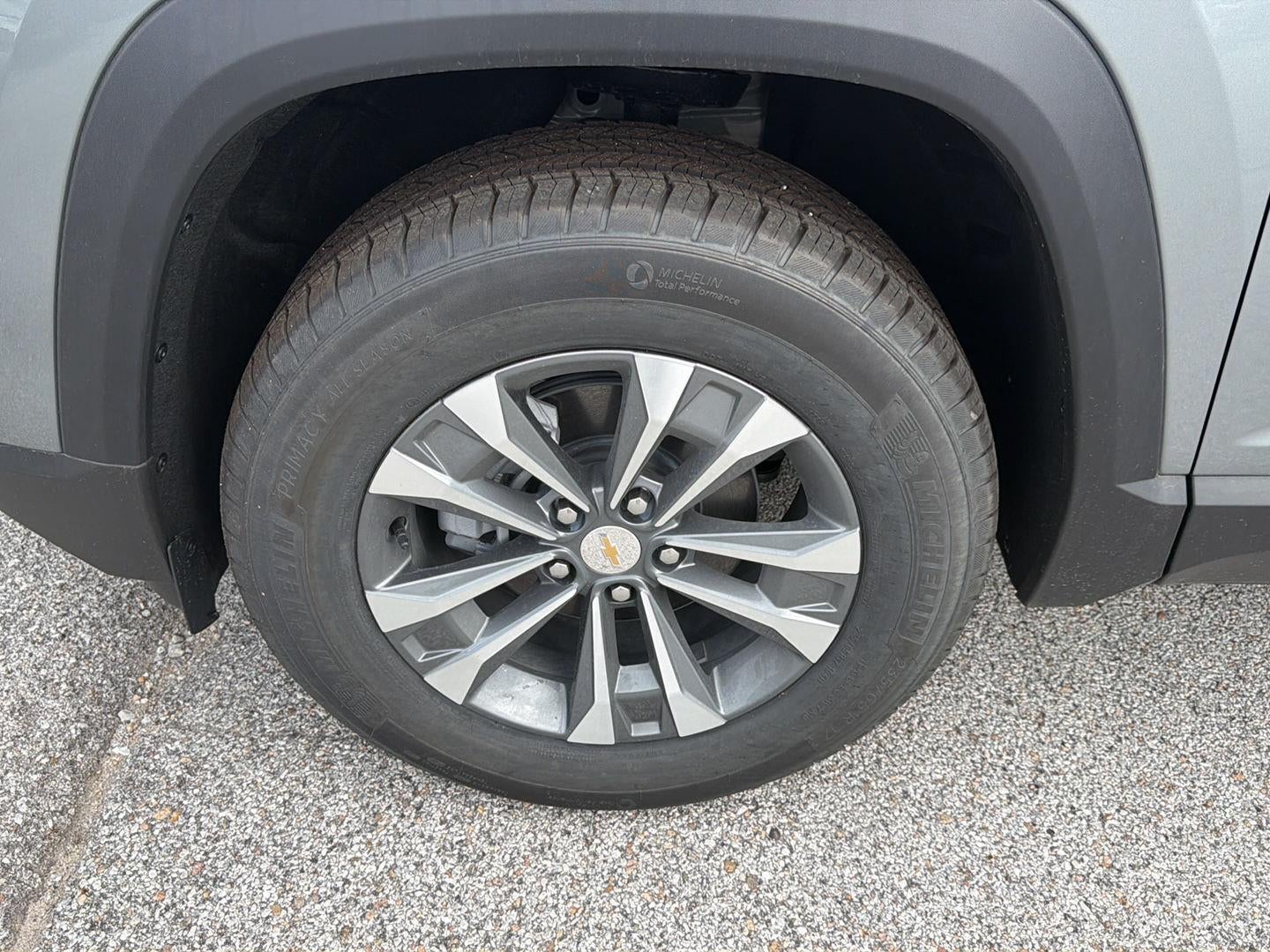 2027 Chevrolet Equinox AWD LT